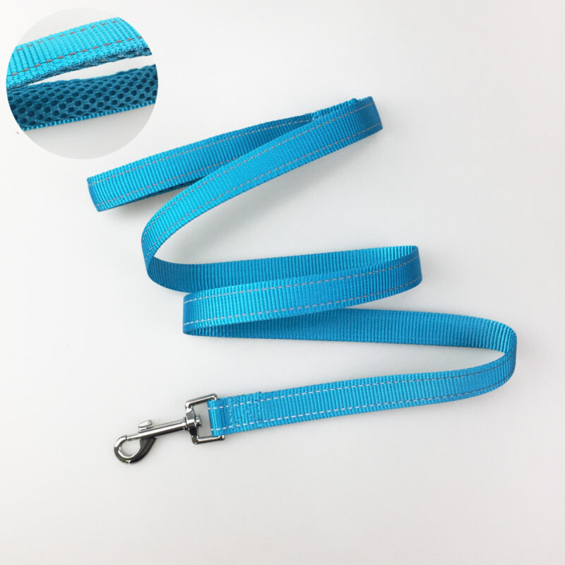 Pet Chest Strap With Flap For Comfortable Lining And Dog Leash – Bild 4